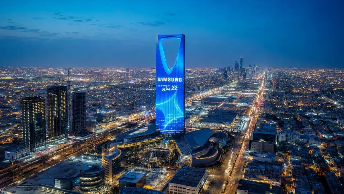 Featured image for How Saudi Outdoor Campaigns Drive Consumer Behaviour — OOH Insights outdoor advertising insights in Saudi Arabia